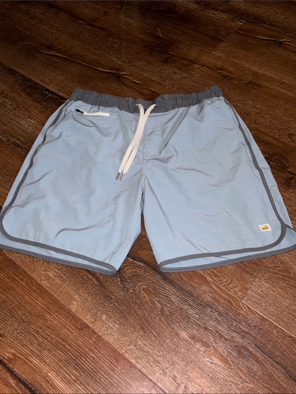 Vuori Men's Banks Shorts L Like New